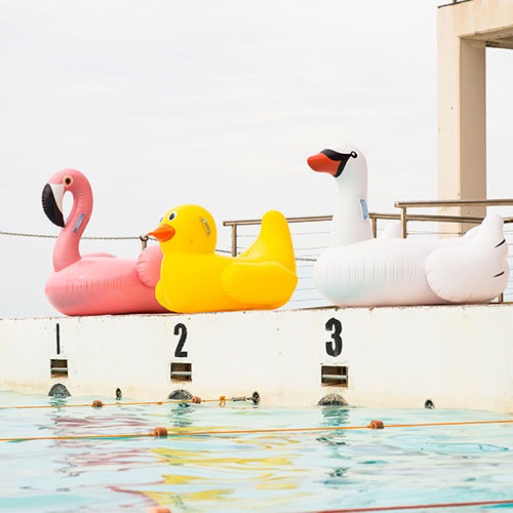 Sunnylife: Inflatable Flamingo - Luxe Gifts™
 - 5